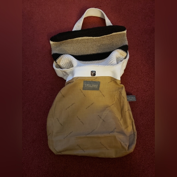 Liz Claiborne First Issue Crochet Purse - Picture 3 of 9